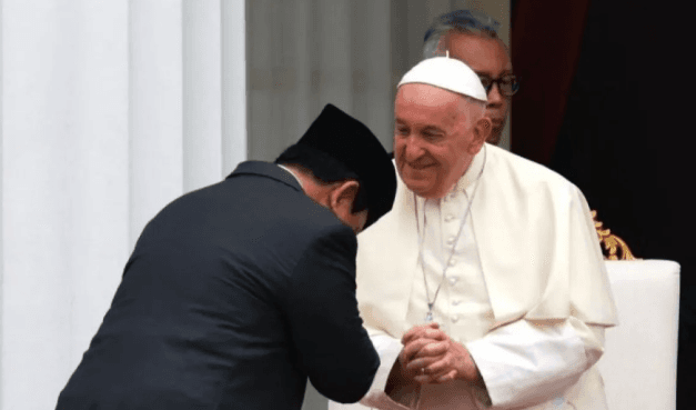 Presiden RI Pertimbangkan Kirim Utusan Hadiri Pemakaman Paus Fransiskus di Roma
