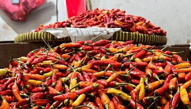 Bapanas Catat Fluktuasi Harga Komoditas Utama di Tingkat Konsumen