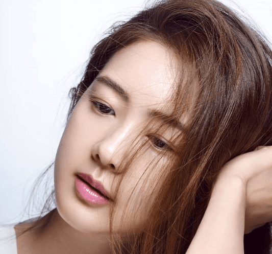 Aktris Lee Yo-won Siap Tunjukkan Sisi Baru di Noppakutak Jae-hoon