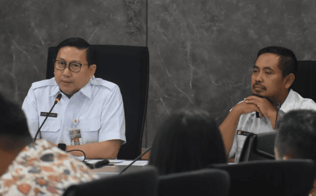 Kolaborasi Jadi Kunci: Industri Pakan Diminta Bantu Serap Ayam Hidup dari Peternak Rakyat