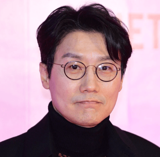 Sutradara Squid Game, Hwang Dong-hyeok, Terima Lifetime Achievement Award dari Gotham Awards