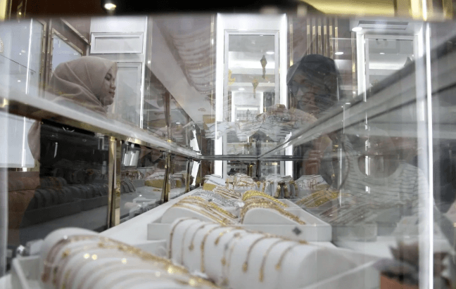 Harga Emas Pegadaian Hari Ini: Antam dan Galeri24 Naik, UBS Turun Tipis