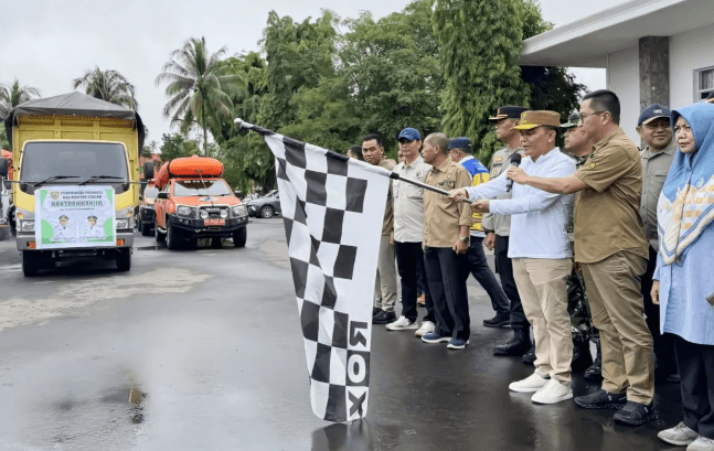 Kalteng Kirim 75 Ton Bantuan dan Tim Kesehatan untuk Korban Banjir di DAS Barito