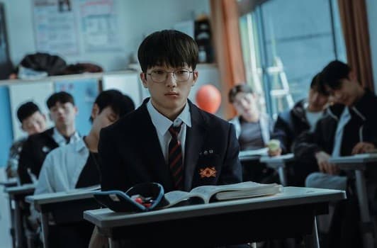 Choi Min-young Tampil Memukau di "Weak Hero Class 2", Lanjutkan Kiprah Global Usai "XO, Kitty"