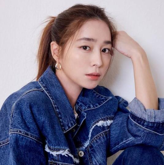 Lee Min-jung Jadi Pemilik Toko Keliling di Acara Realitas Baru 'Going Jung, Coming Jung, Lee Min-jung'