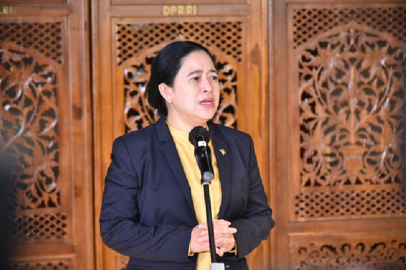 Banyak Perempuan Terjebak Pinjol, Puan Desak Regulasi Diperketat