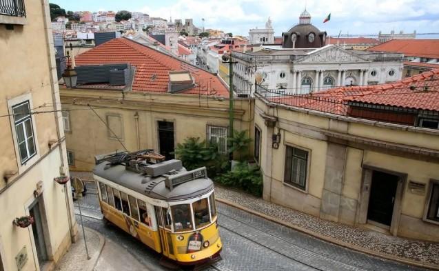 Portugal dan Spanyol Pulihkan Listrik Secara Bertahap, Dugaan Serangan Siber Ditepis