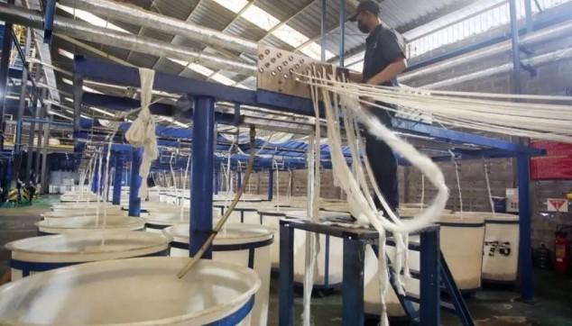 Tak Terpenuhi Syarat Tindakan Pengamanan, KPPI Akhiri Penyelidikan Impor Kain Tenunan dari Benang Filamen Artifisial