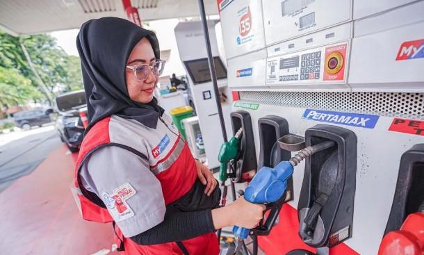 Harga Pertamax dan Dex Turun, Pertamina Tawarkan Promo Cashback dan Bonus Poin di MyPertamina