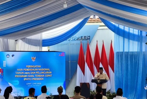 Presiden Tegaskan Pendidikan Sebagai Kunci Kebangkitan Bangsa, Luncurkan PHTC 2025