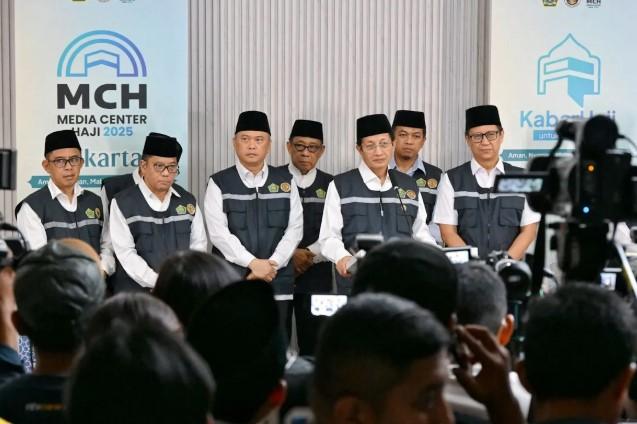 Menteri Perhubungan Pastikan Kesiapan Transportasi Haji 2025, 221 Ribu Jamaah Dilayani 3 Maskapai di 14 Bandara