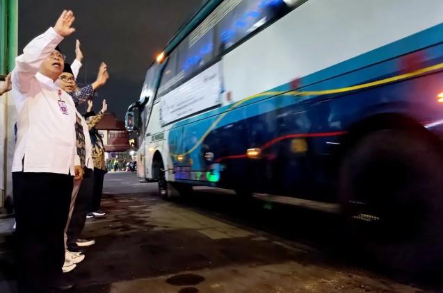 PPIH Surabaya: Satu Calon Haji Kloter Tiga Tertunda Berangkat, Alami Luka Pascaoperasi Amputasi