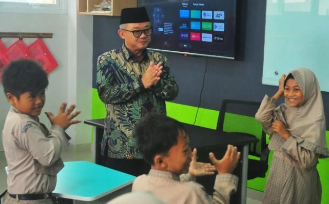 Membangun Ekosistem Guru Pembelajar Sepanjang Hayat untuk Pendidikan yang Relevan dan Berdaya