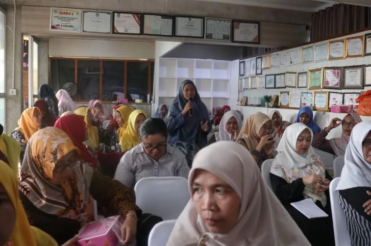 Pelatihan Guru PAUD Untuk Tangani Anak Berkebutuhan Khusus Digelar Askrindo di Bekasi.