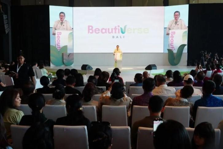 Putri Suastini Koster Dorong Produk Tradisional Bali Tampil di Pameran Beautiverse 2025