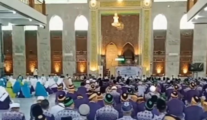 Pelepasan 1.049 Calon Haji Oleh Bupati Pamekasan Disertai Pesan Moral dan Pembagian Kloter yang Rinci