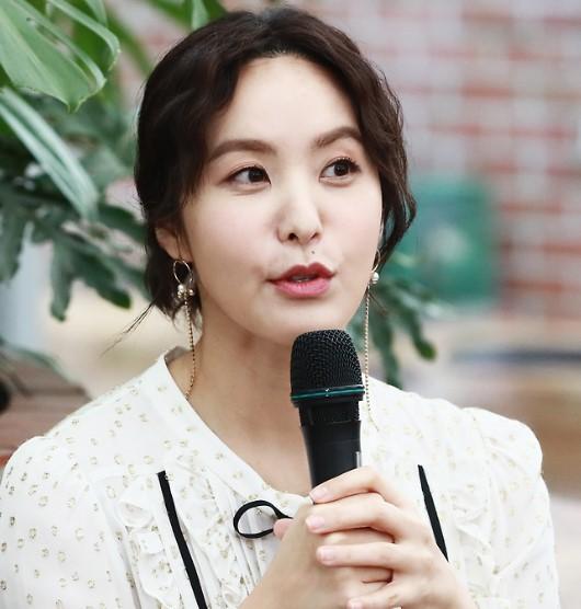 Park Ji-yoon Putuskan Tinggalkan JDB Entertainment di Tengah Proses Perceraian
