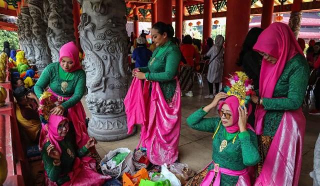 Ratusan Sanggar Tari Meriahkan Pertunjukan Harmoni Of Knockout Indonesia