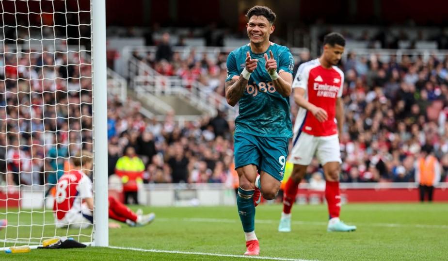 Arsenal Dipermalukan Bournemouth 1-2 di Emirates, Perebutan Gelar Makin Sengit