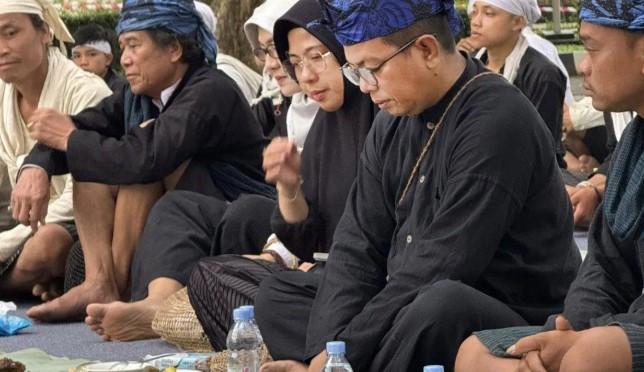 Gubernur Banten "Mumuluk Bareng" Warga Badui, Komitmen Tindaklanjuti Aspirasi Jalan di Seba 2025