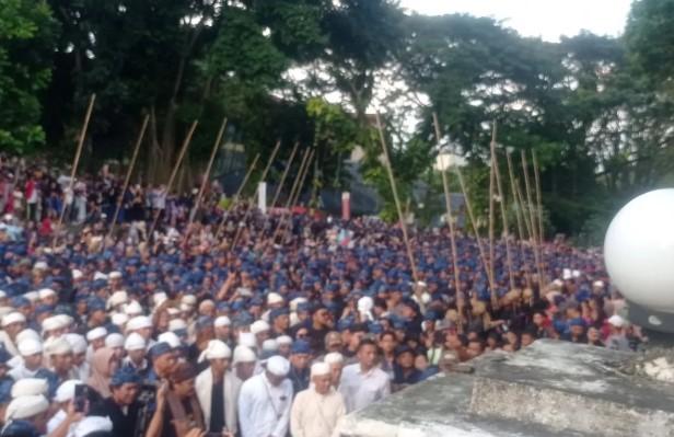 Warga Badui Dalam Rayakan Seba ke Gubernur Banten, Tempuh Perjalanan Kaki 160 Km