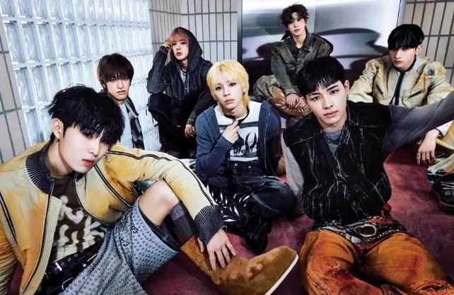 NEXZ Catat Penjualan Fantastis Lewat Mini Album "O-RLY?"