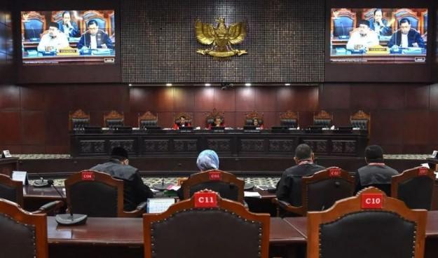 MK Lanjutkan Sidang Sengketa Pilkada Barito Utara dan Talaud, Politik Uang dan Ijazah Jadi Sorotan