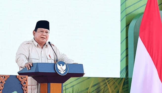 Presiden Prabowo Tegaskan Dirinya Bukan Boneka Politik dan Bebas Berkonsultasi Dengan Siapa Pun