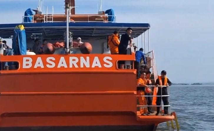 Dua Awak Kapal Diduga Terjebak di Dalam KMP Muchlisa yang Tenggelam di Teluk Balikpapan