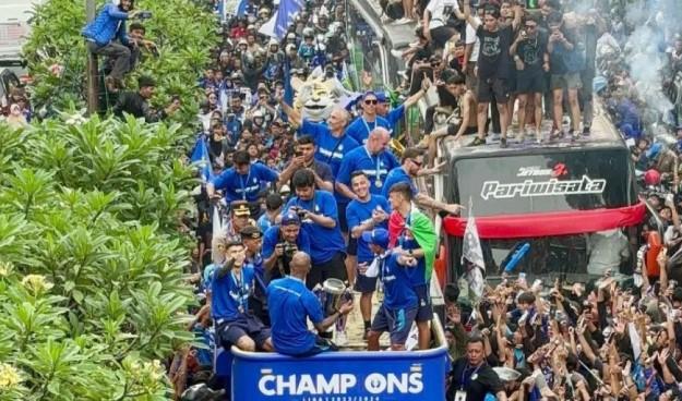 Persib Bandung Juara, Konvoi Kemenangan Dimulai dari Gedung Sate Menuju GBLA