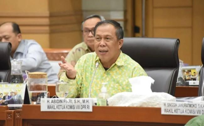 Wacana Gelar Pahlawan Nasional untuk Soeharto Tuai Penolakan dari DPR