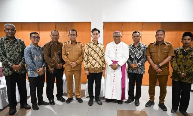 Silaturahmi Lintas Agama di NTT Dihadiri Tokoh Katolik, Islam, Hindu, Buddha, Kristen, dan Tionghoa