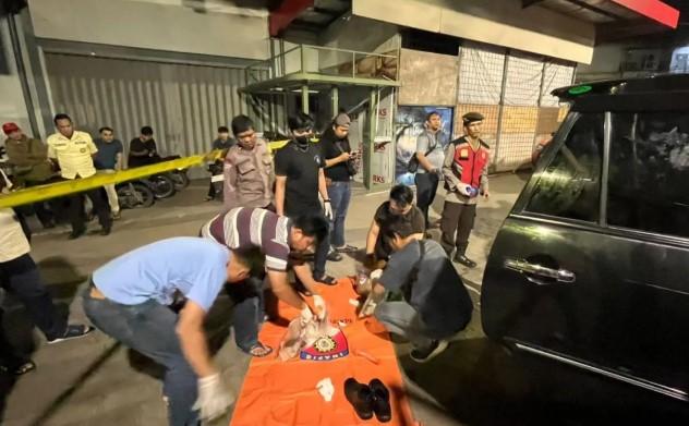 Polisi Selidiki Kematian Dua Sejoli di Mobil yang Terparkir di Pusat Perbelanjaan Jambi