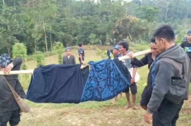 Gigitan Ular Tanah Ancam Keselamatan Warga Badui di Hutan