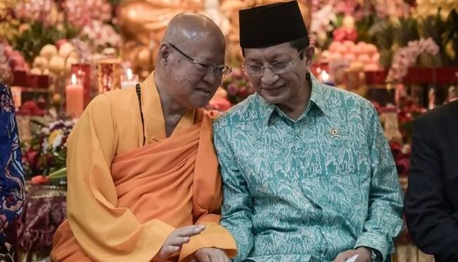 Menag: Waisak Adalah Momentum Menanam Kebajikan dan Wujudkan Perdamaian Dunia