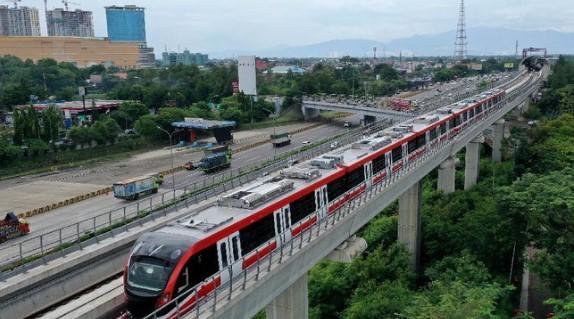 LRT Jabodebek Alami Kendala Sistem Rem di Harjamukti, Penumpang Sempat Menumpuk