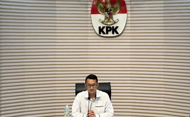 KPK Dalami Kasus Suap PLTU 2 Cirebon, Periksa Eks Direktur Utama CEPR Heru Dewanto