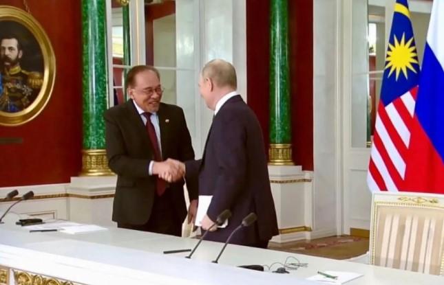 Anwar Temui Putin di Moskow, Malaysia Dorong Kerja Sama Strategis dan Keanggotaan BRICS