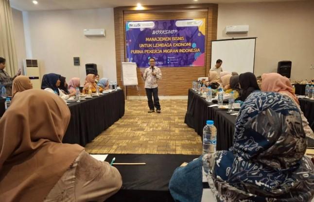 Migrant Care Jember Gelar Workshop Manajemen Bisnis untuk Purna PMI, Dorong Penguatan Ekonomi Desa