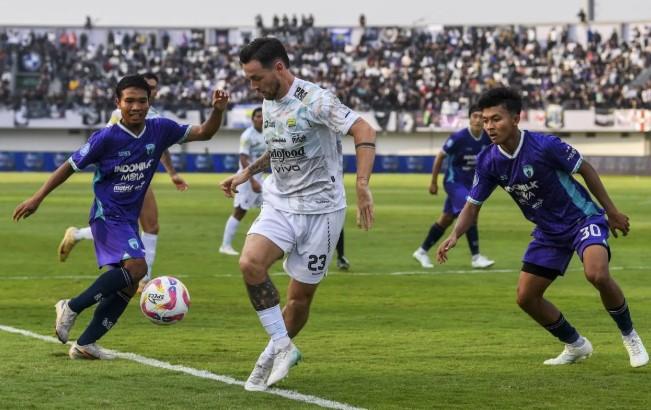 Fabio Lefundes Nilai Persita Layak Menang atas Persib, Puji Penampilan Anak Asuh dan Atmosfer Suporter