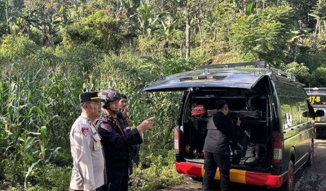 Mortir peninggalan perang ditemukan di Garut, Brimob Jabar musnahkan dengan protokol ketat