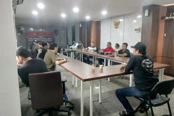 Polisi Mediasi Konflik Penagihan Utang Warga Kebon Jeruk dengan Debt Collector