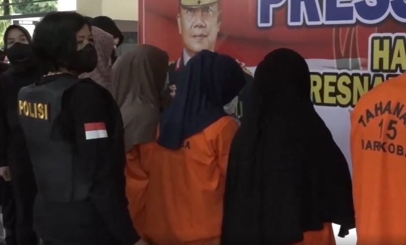Polda Sultra Musnahkan 11,3 Kilogram Sabu dari Jaringan Kurir Lintas Provinsi dan Negara