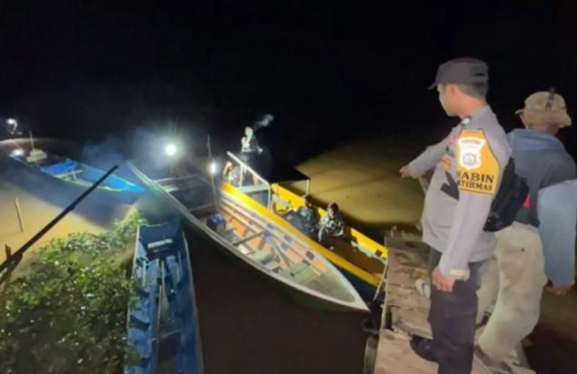 Seorang Pemancing Diduga Diterkam Buaya di Kotabaru, Pencarian Masih Berlangsung