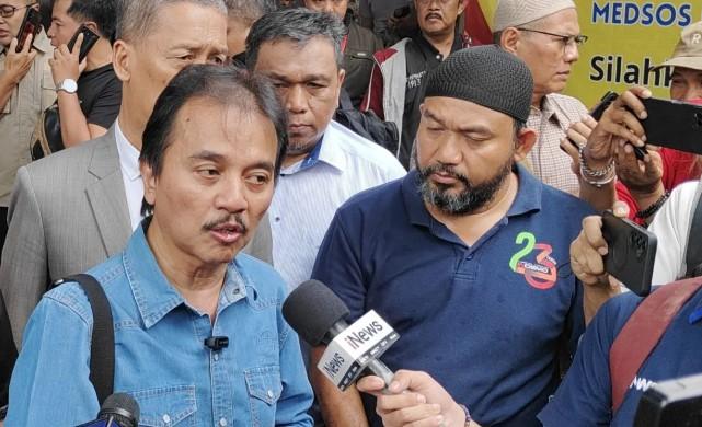Video YouTube Sebarkan Disinformasi, Foto Lama Dikaitkan dengan Kasus Ijazah Palsu Presiden Jokowi