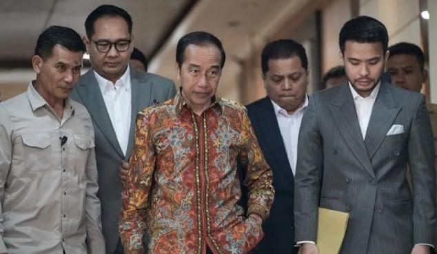 Pengamat: Isu Ijazah Palsu Jokowi Adalah Manuver Politik yang Ancam Demokrasi