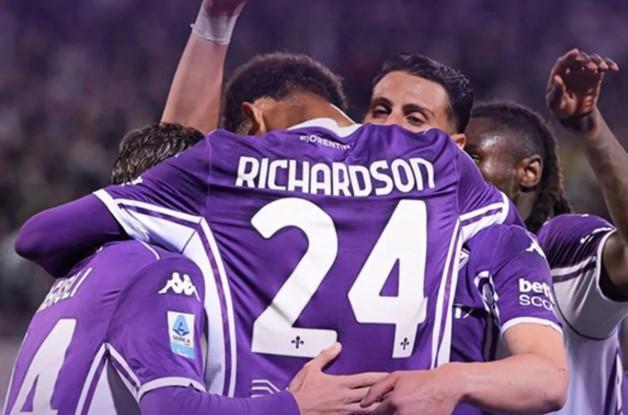 Fiorentina Kalahkan Bologna 3-2 dan Dekati Zona Eropa, Venezia Terperosok ke Zona Degradasi