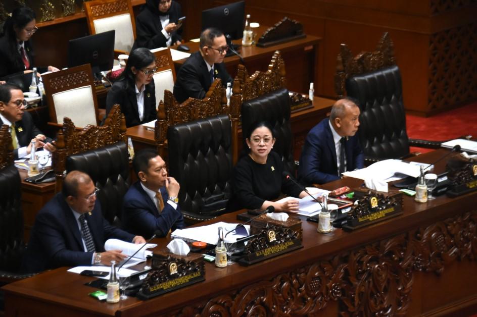 DPR Bahas Kerangka Ekonomi Makro dan Kebijakan Fiskal RAPBN 2026 dalam Rapat Paripurna