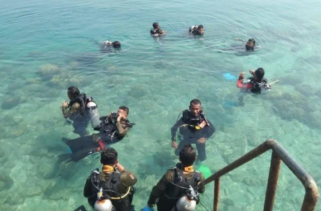 Warga Kepulauan Seribu Ikuti Pelatihan Selam Lanjutan untuk Jadi Pemandu Wisata Profesional