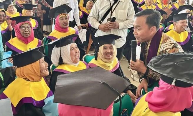 Hadapi Aging Population, BKKBN Dorong Literasi Digital Lansia Lewat Program Sidaya